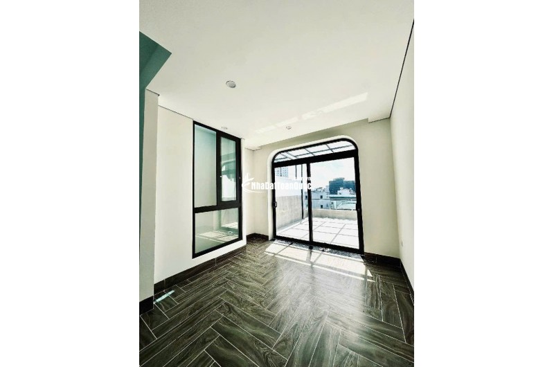 BÁN NHÀ THẠCH BÀN LONG BIÊN – 39M – 6 TẦNG – THANG MÁY – GARA Ô TÔ – 12,2 TỶ – NHÀ ĐẸP Ở NGAY